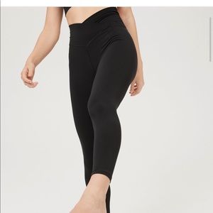 Aerie offline crossover leggings